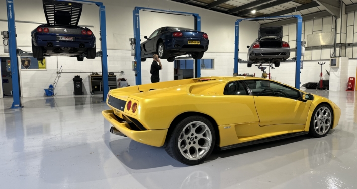 Lamborghini Diablo at SBR New Workshop