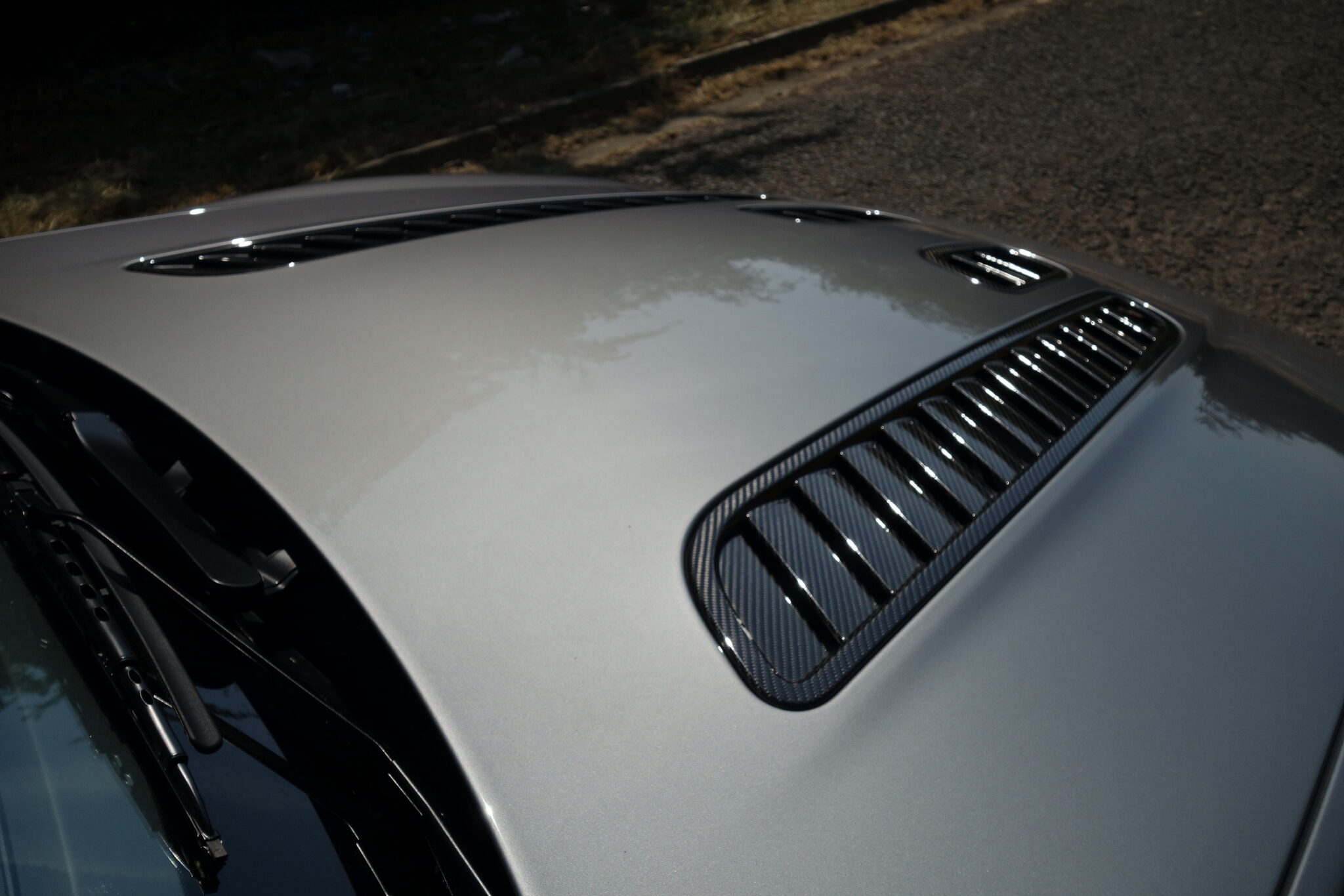 Sb Race Engineering Aston Martin V12 Vantage Manual For Sale 6