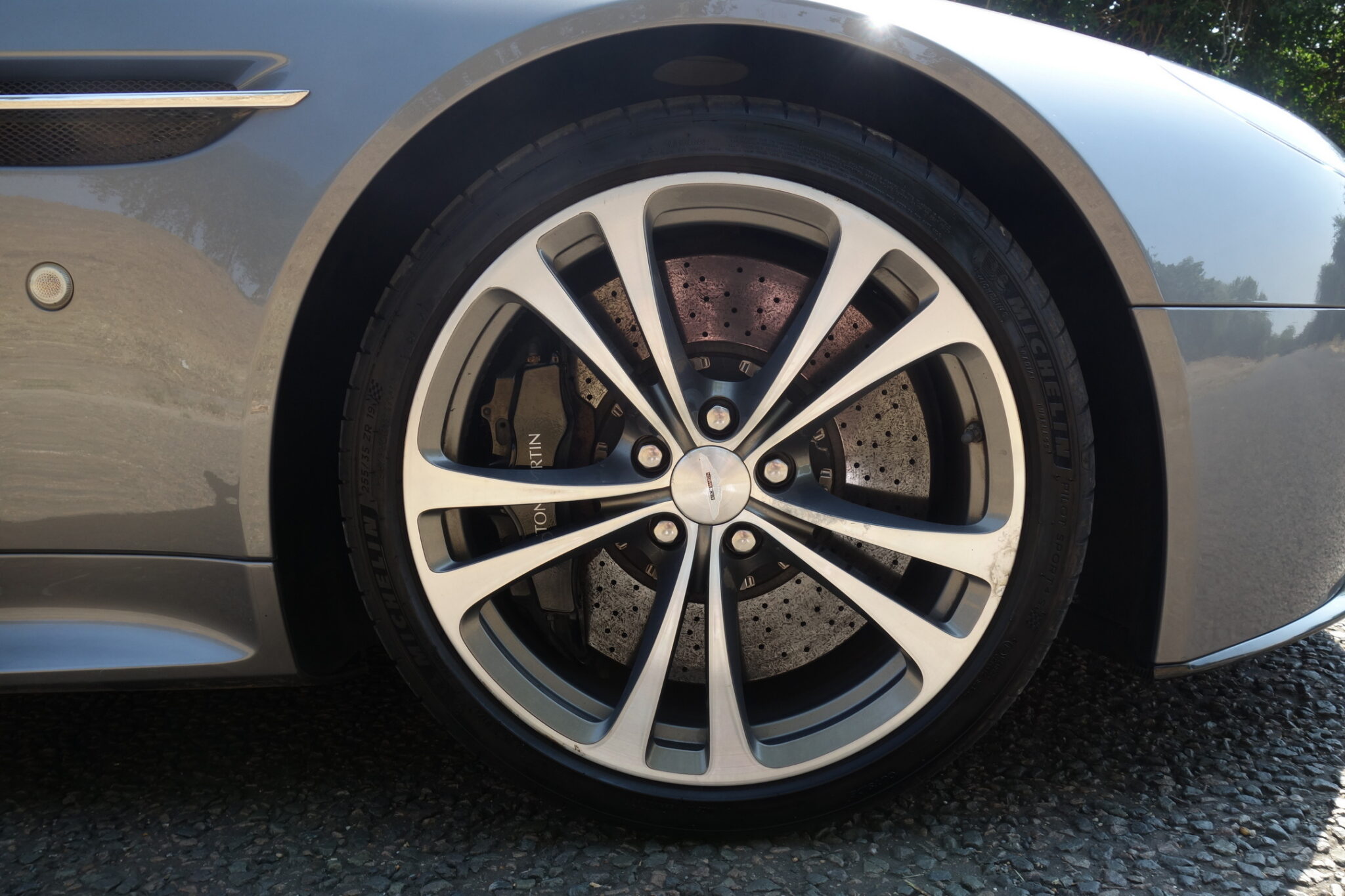 Sb Race Engineering Aston Martin V12 Vantage Manual For Sale 8