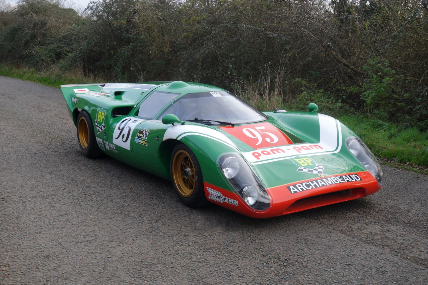 Lola T70 MK3B