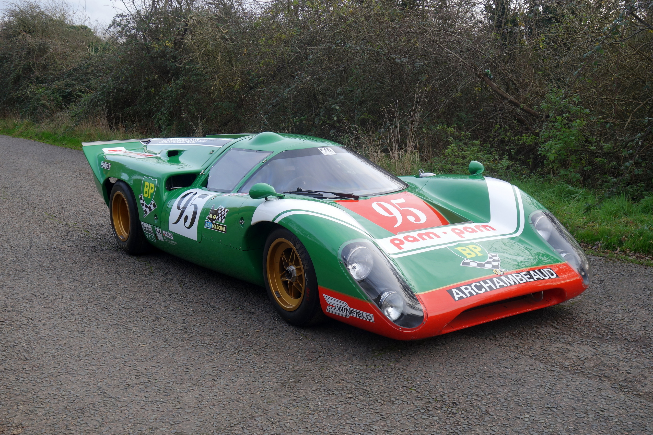 Lola T70